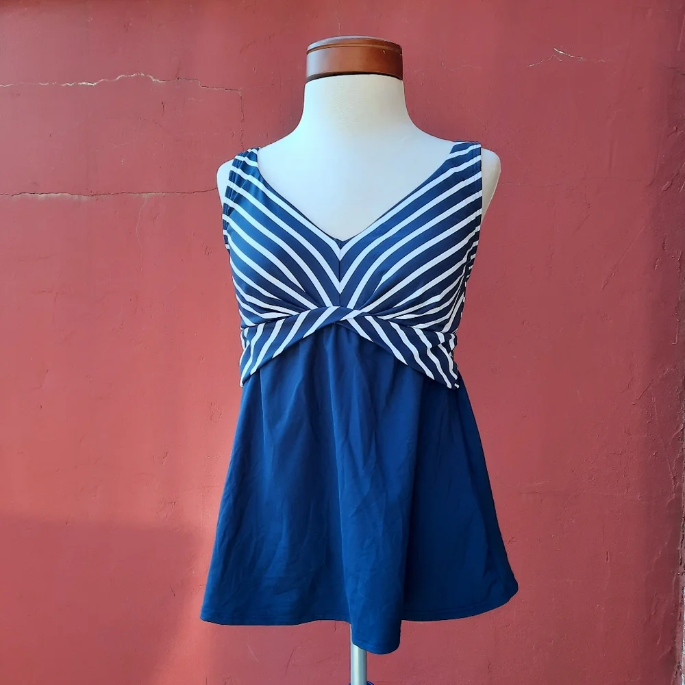 Lands' End Swim Slimming Swing Stripe Padded Bra Tankini Top 10 Navy White - Picture 2 of 13